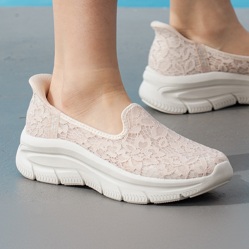 斯凯奇闪穿鞋透气蕾丝镂空女鞋浅口鞋休闲厚底运动鞋158858-NAT