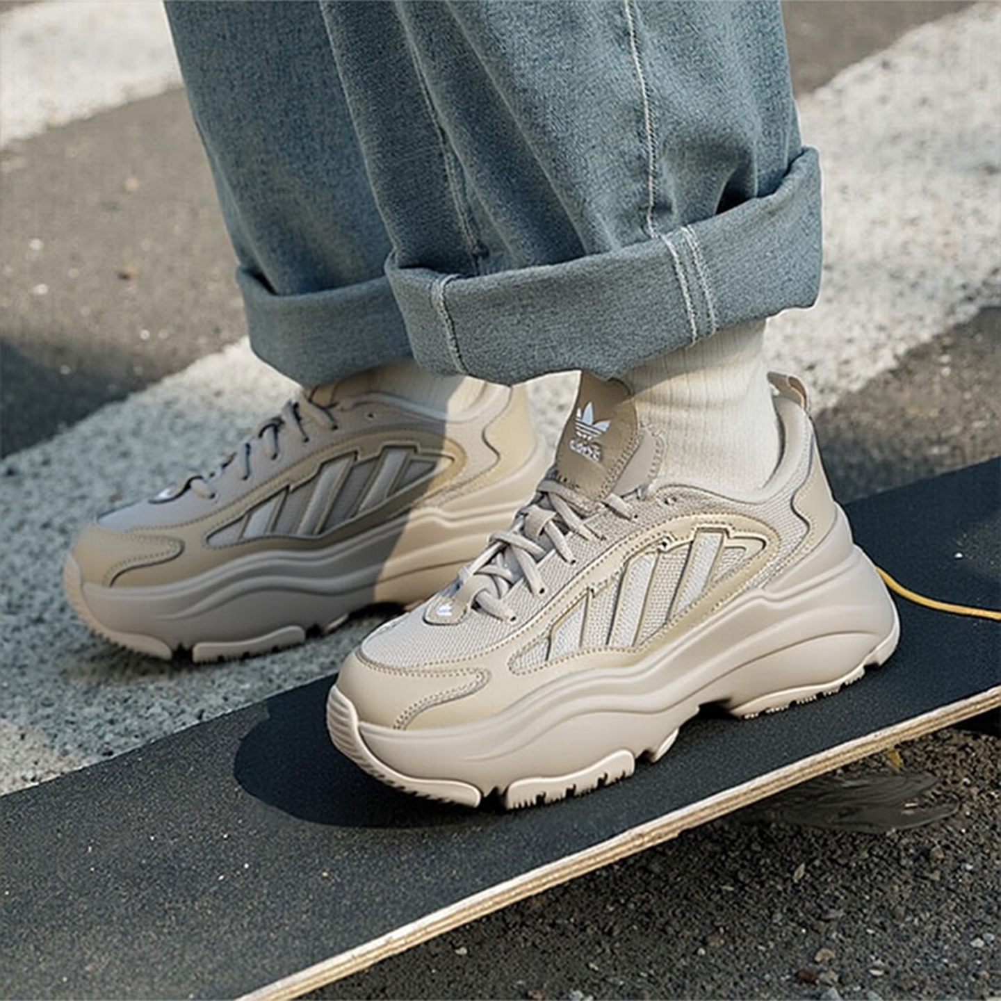 阿迪达斯三叶草女鞋2025新款户外运动鞋厚底老爹鞋休闲鞋子IG6050