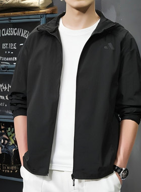阿迪达斯男装黑色梭织夹克外套25新款跑步休闲连帽运动服KB5157