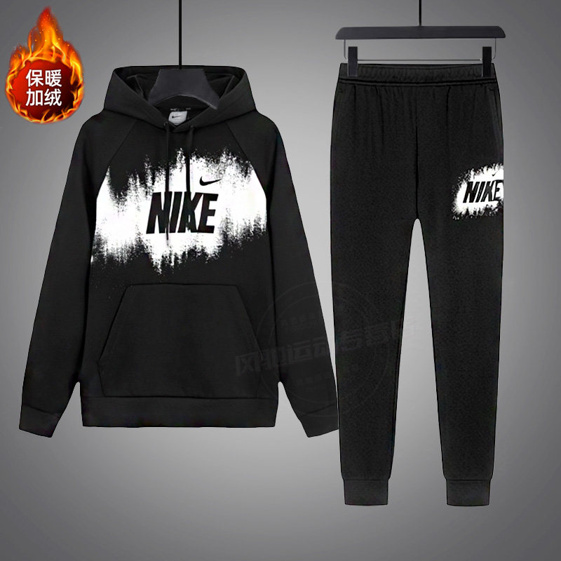 NIKE耐克男装冬季黑色加绒连帽卫衣长裤子25新款保暖印花运动套装,运动服/休闲服装,运动套装,淘宝优惠券,粉丝福利购,淘宝优惠卷