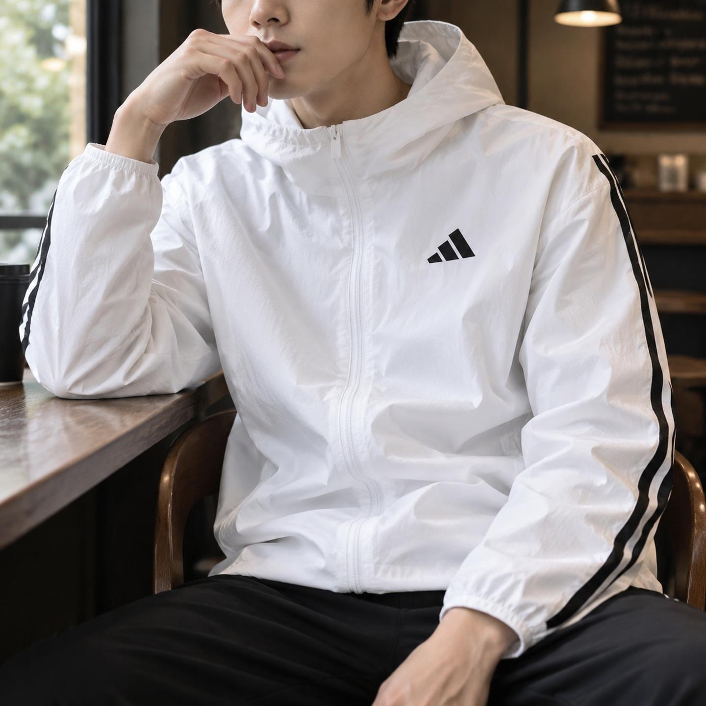 adidas阿迪达斯梭织连帽夹克男装秋装新款运动休闲时尚外套JF3682图片