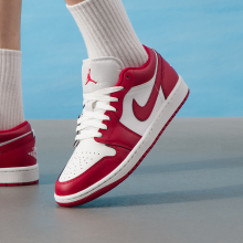NIKE耐克官方正品板鞋男鞋2025夏季新款运动鞋白红色AJ1休闲鞋男