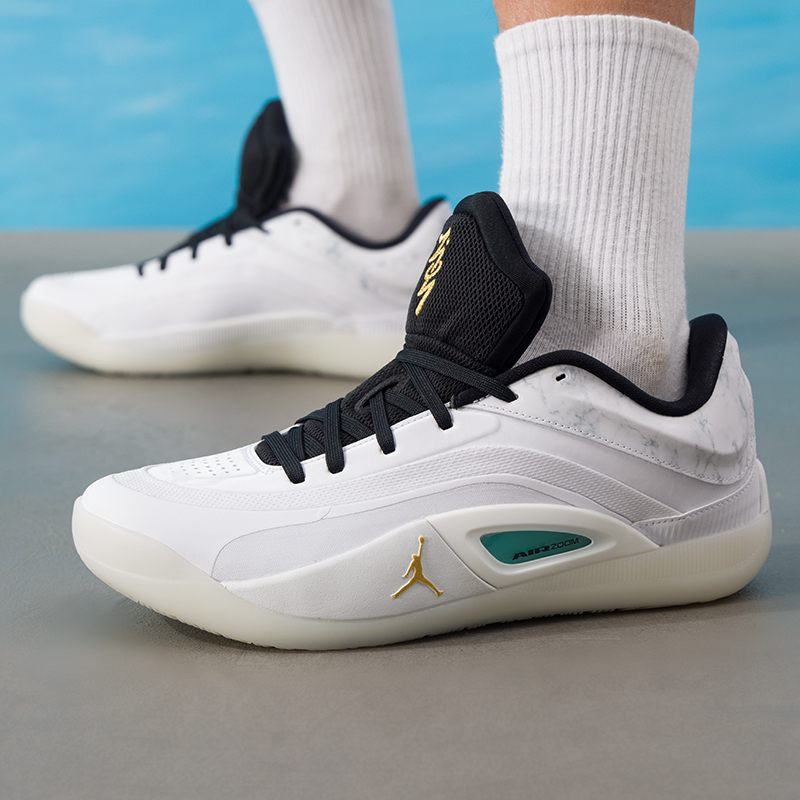 NIKE耐克男鞋运动鞋25冬季新款跑步鞋JORDAN训练篮球鞋FD0591-104