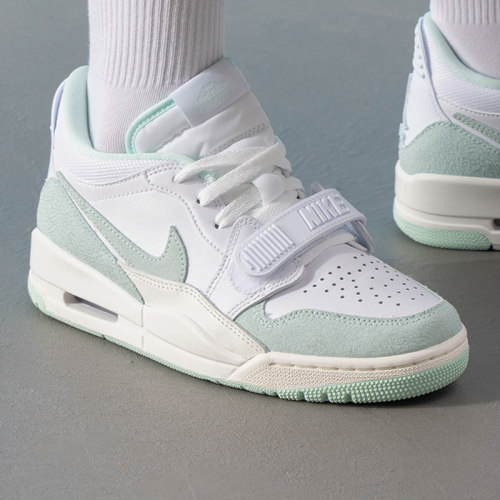 耐克（NIKE）女鞋 新款春季AIR JORDAN LEGACY 312经典潮流板鞋休