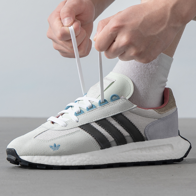 阿迪达斯休闲鞋Adidas透气