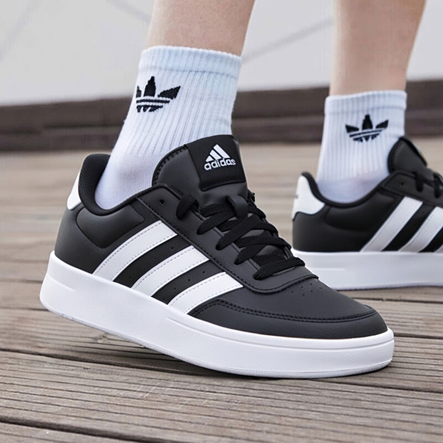 阿迪达斯2025冬季新款正品男鞋黑色休闲鞋轻便经典低帮板鞋运动鞋