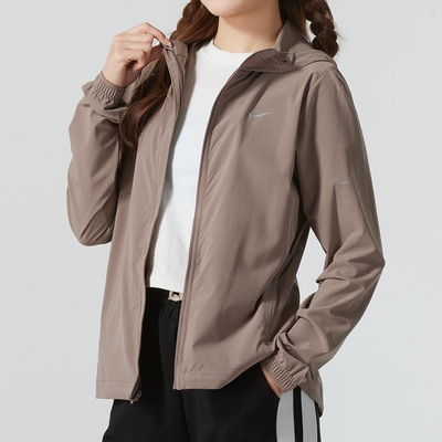 NIKE耐克跑步外套女装春季新款防风梭织夹克连帽运动服上衣HQ0651