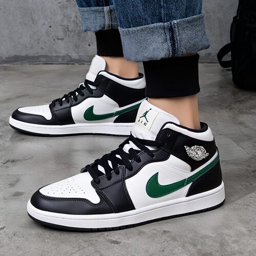 NIKE耐克男装AJ篮球鞋2026新款AIR JORDAN 1高帮运动休闲鞋DQ8426