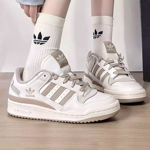 adidas阿迪达斯三叶草男女鞋FORUM LOW CL运动板鞋休闲鞋JQ1536