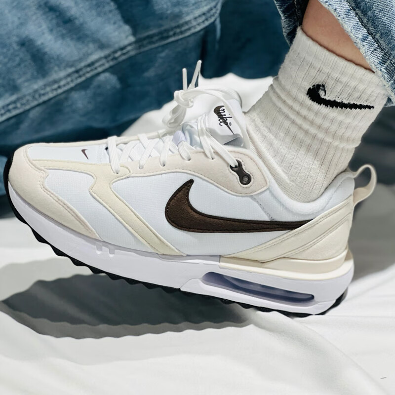 NIKE耐克女鞋气垫缓震低帮休闲鞋