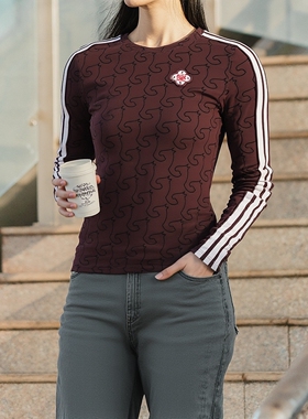 adidas阿迪达斯女装暗纹长袖T恤26春新年款运动修身训练服KW4678