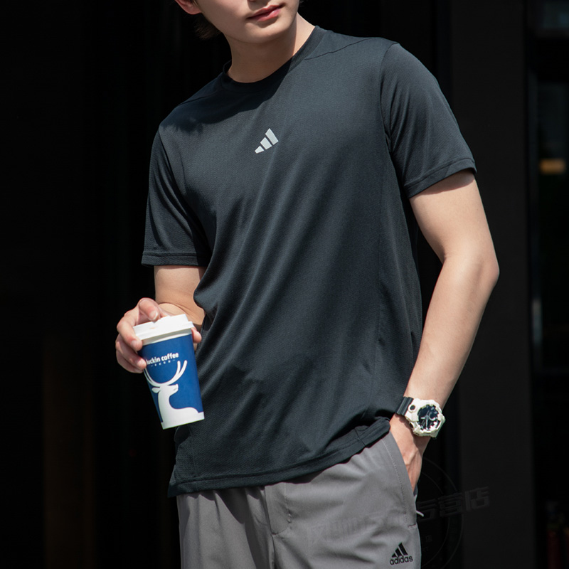 adidas阿迪达斯 秋季短袖T恤男子运动服休闲半袖跑步健身衣IS3739