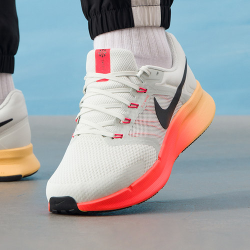 耐克（NIKE）男鞋 2026 新款春季RUN SWIFT 3网面透气缓震公路通