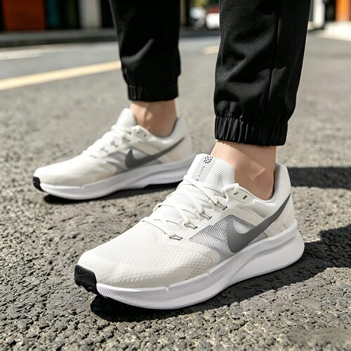 NIKE耐克男子RUN SWIFT 3运动训练网面缓震公路跑步鞋DR2695-122