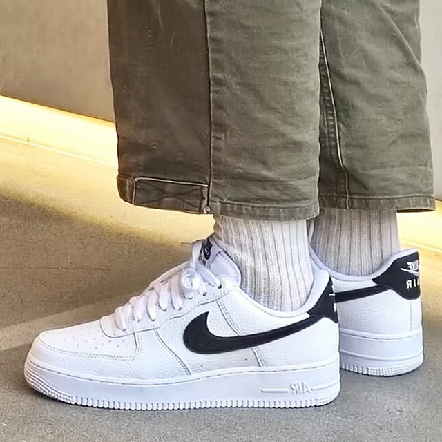 耐克NIKE男鞋26秋季新款Air Force 1空军一号复古时尚运动休闲鞋