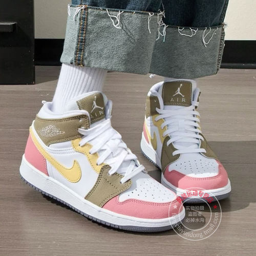Nike耐克女鞋Air Jordan aj1新款休闲板鞋运动轻便耐磨透气篮球鞋