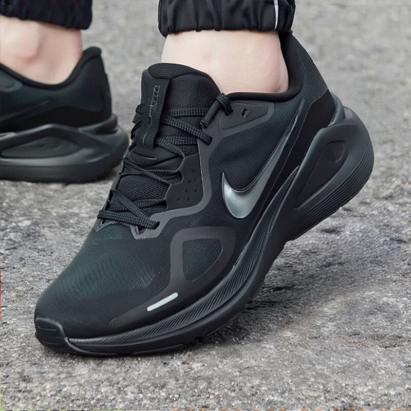 NIKE耐克男鞋跑步鞋25新款公路跑鞋黑色低帮透气减震运动鞋HJ1102