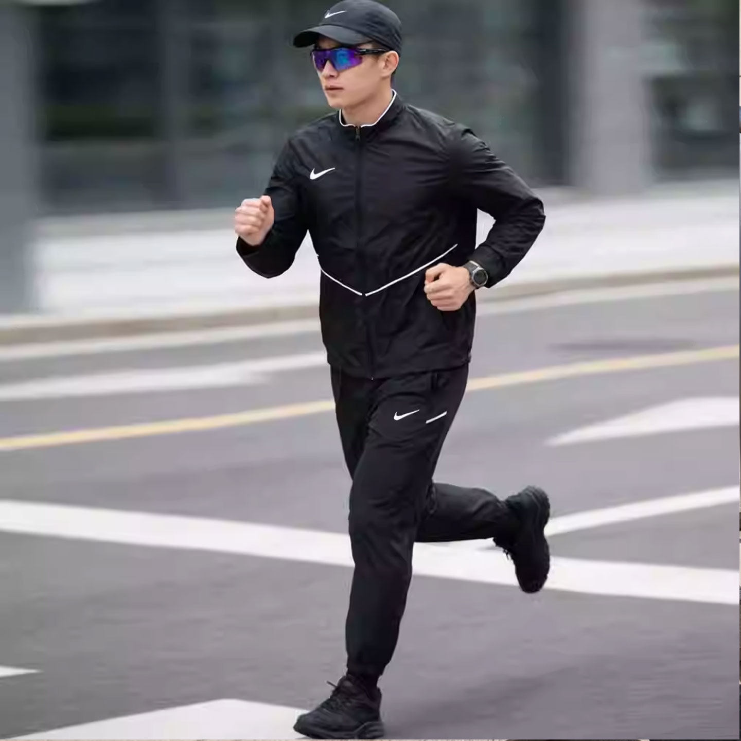 耐克跑步运动套装男装健身训练服26新款跑步梭织夹克外套收口长裤