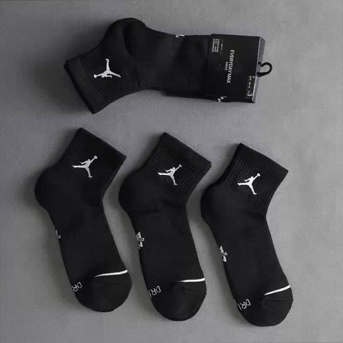 耐克白色袜子Nike3双装