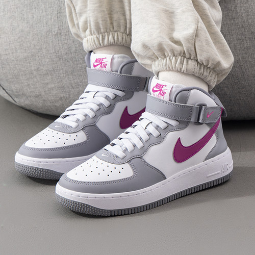 NIKE耐克运动鞋女新款AIR FORCE 1休闲鞋缓震休闲板鞋 FN1193