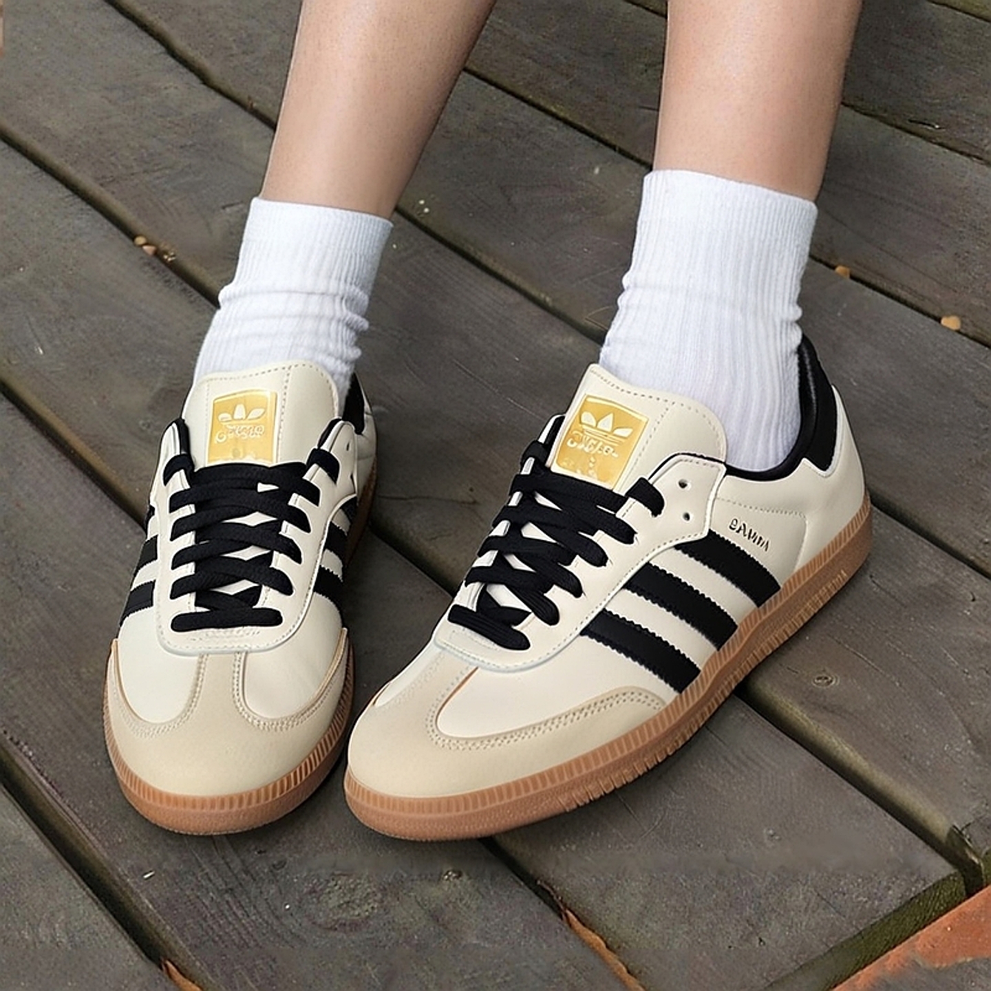 阿迪达斯正品三叶草女鞋休闲鞋2025冬季新款低帮板鞋运动鞋ID0478