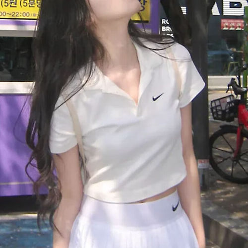 耐克女子短款收腰短袖T恤26夏季白色POLO衫运动服透气休闲DV7885