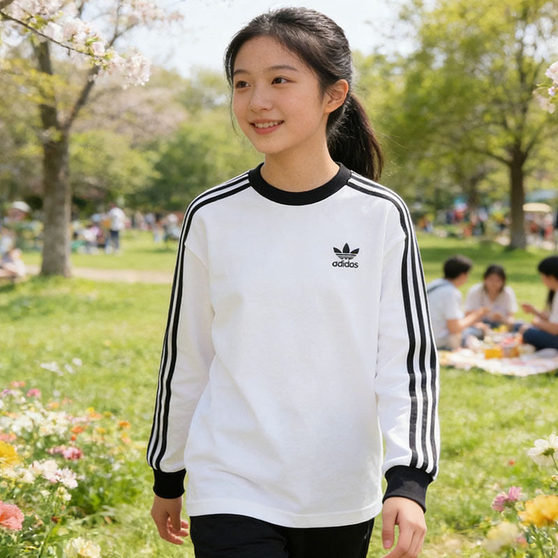 阿迪达斯童装长袖T恤儿童白色圆领套头衫26新款运动服跑步KW1186