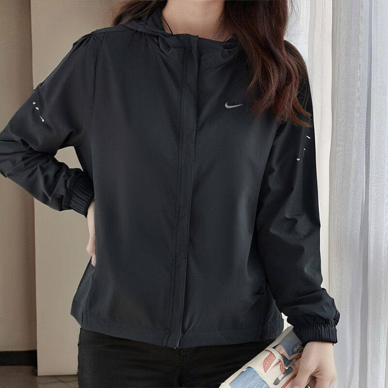NIKE耐克女装梭织连帽夹克外套夏季新款户外运动服休闲跑步透气