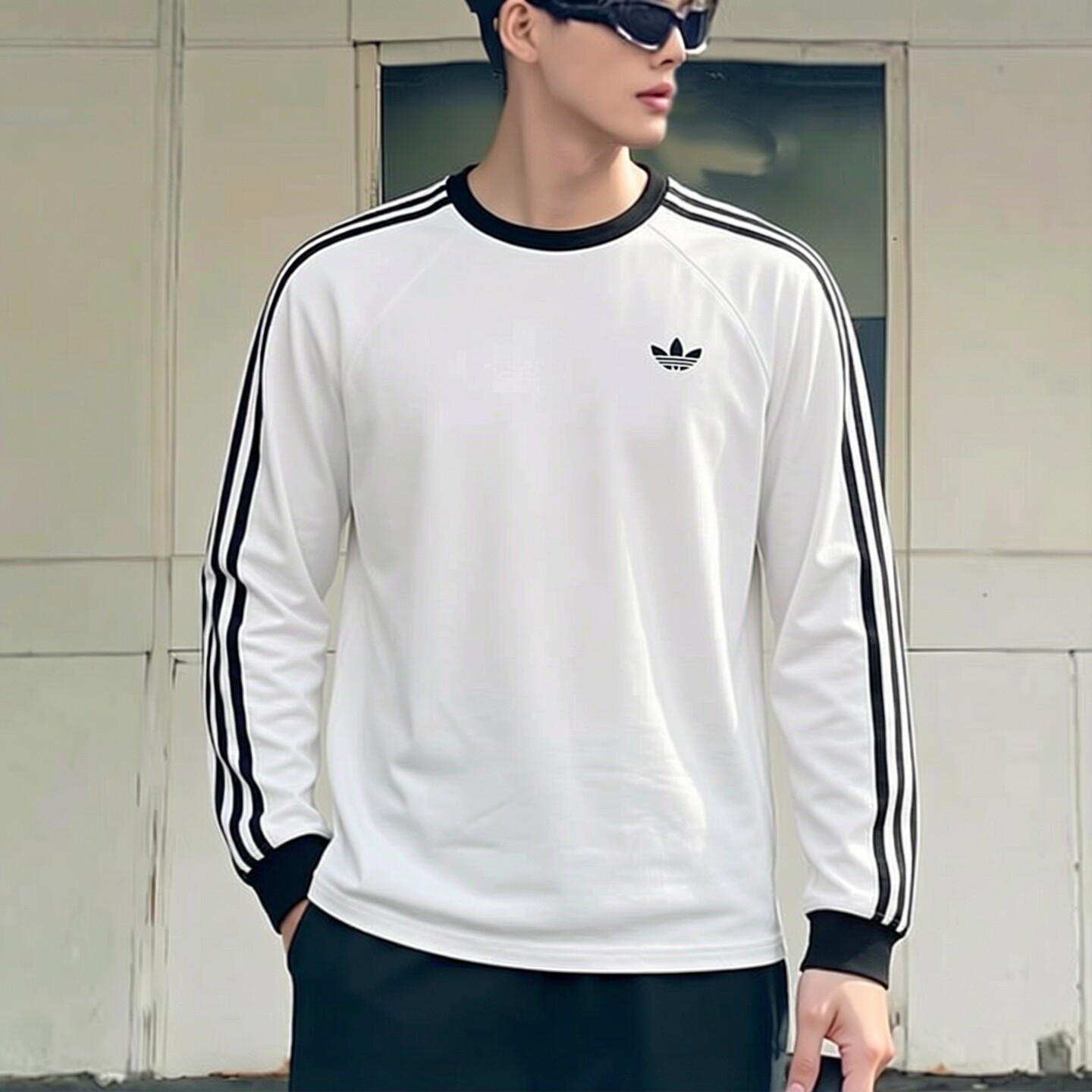 adidas阿迪达斯白色长袖T恤男装26新款三叶草套头衫运动服KE3545