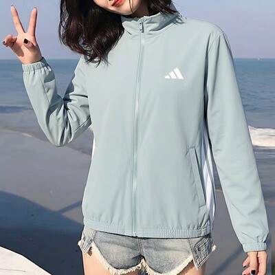阿迪达斯女装外套26春季新款运动服健身训练立领梭织夹克 KC5489