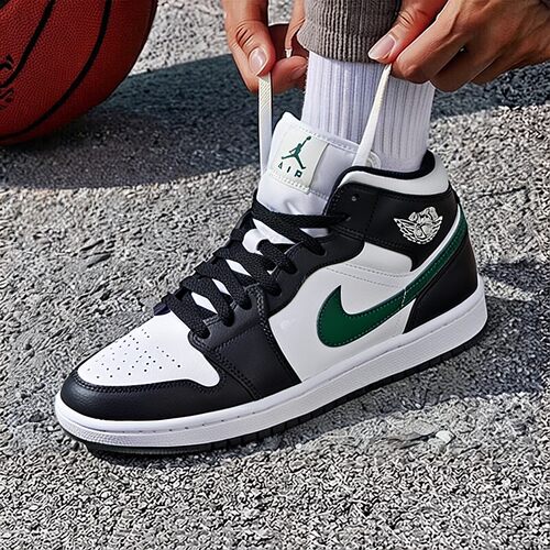 NIKE耐克正品男鞋AJ篮球鞋26新款AJ1高帮运动休闲鞋DQ8426