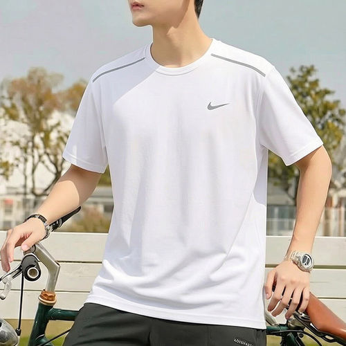 NIKE耐克男装圆领半截袖上衣舒适潮流运动服休闲短袖T恤IF2083