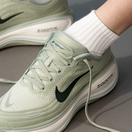 耐克NIKE男鞋 2026新款夏季运动鞋VOMERO PLUS轻便透气缓震健身训