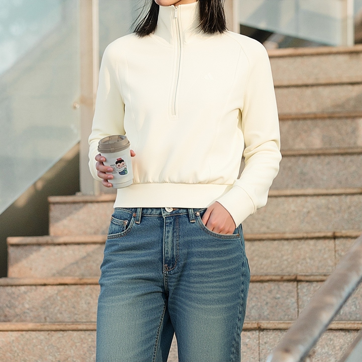 阿迪达斯白色立领卫衣女装2026夏新款半开襟运动服套头衫KH0207