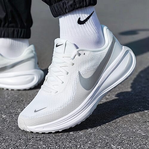 NIKE耐克男鞋跑步鞋26夏季新款运动鞋网面透气休闲鞋HJ9198-122