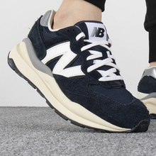 New Balance官网男女鞋2025新款运动鞋NB复古休闲老爹鞋M5740VLB