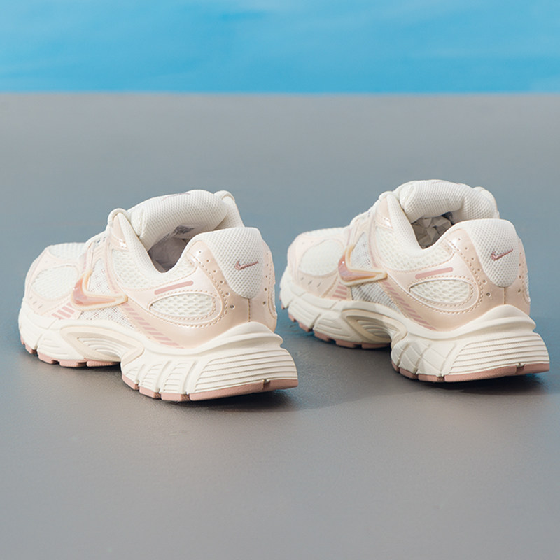 耐克（NIKE）女鞋 新款秋冬V5 RNR透气轻便运动鞋复古老爹鞋休闲,运动鞋new,运动休闲鞋,淘宝优惠券,粉丝福利购,淘宝优惠卷