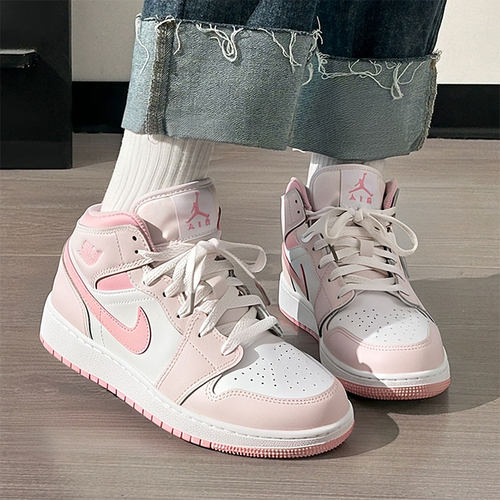 Nike耐克休闲鞋女鞋运动鞋Air Jordan1Mid AJ1乔1中帮篮球鞋板鞋