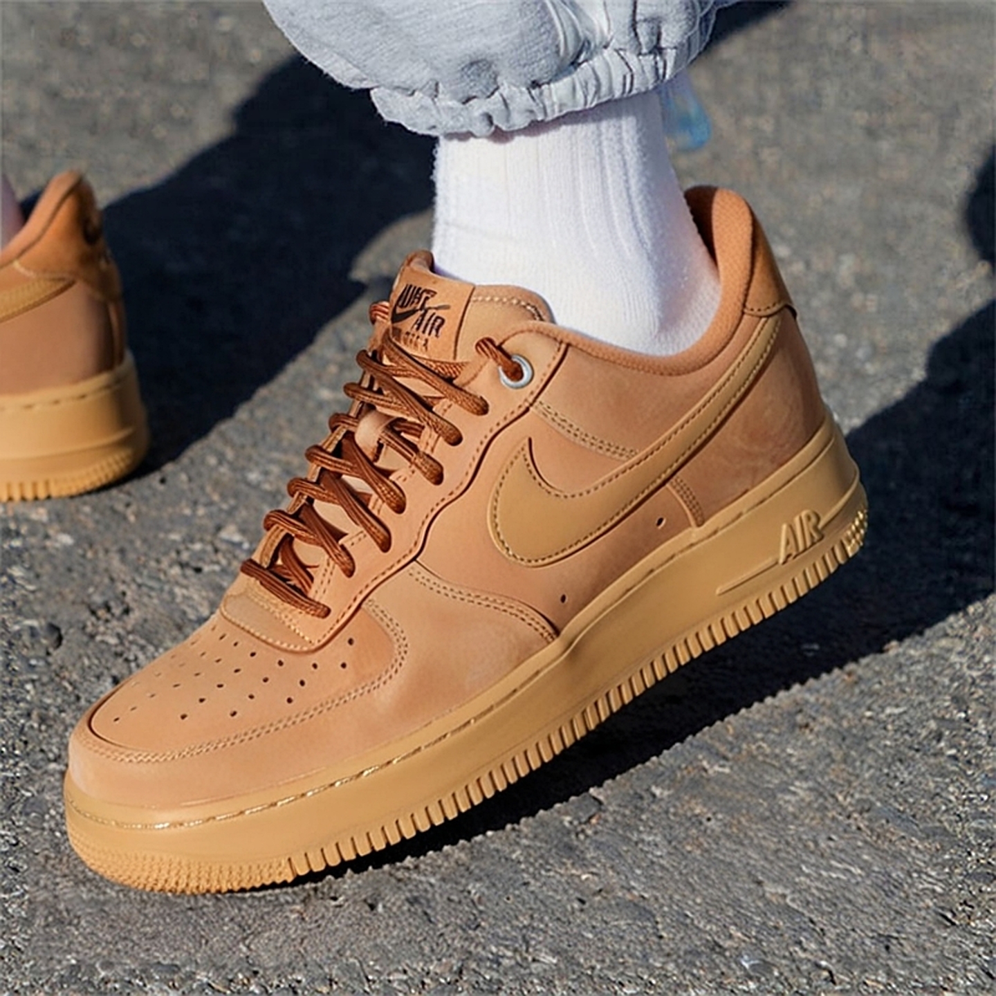 NIKE耐克男鞋空军一号小麦色板鞋2025冬季新款低帮休闲鞋 CJ9179