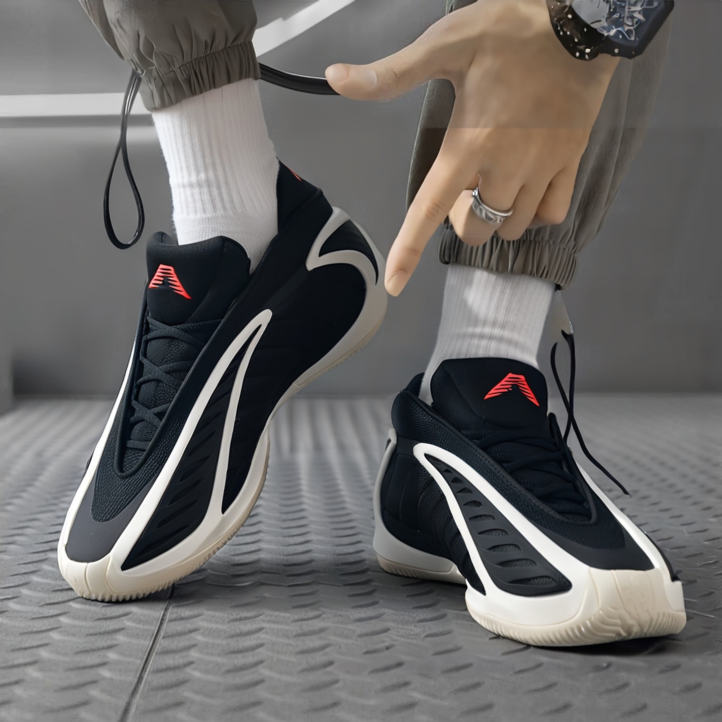 adidas阿迪达斯男鞋ANTHONY EDWARDS 2运动鞋比赛篮球鞋JS3508