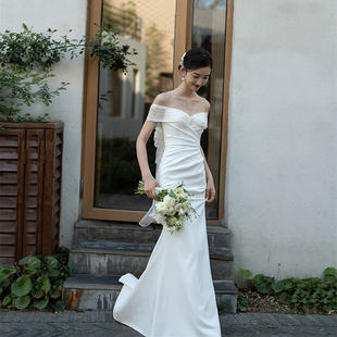 2025新款夏季缎面轻婚纱户外婚礼服鱼尾高级质感新娘迎宾出门纱