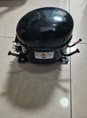 适用原装容声冰箱压缩机jiaxipera NB1111Y R600a 220-240～50Hz