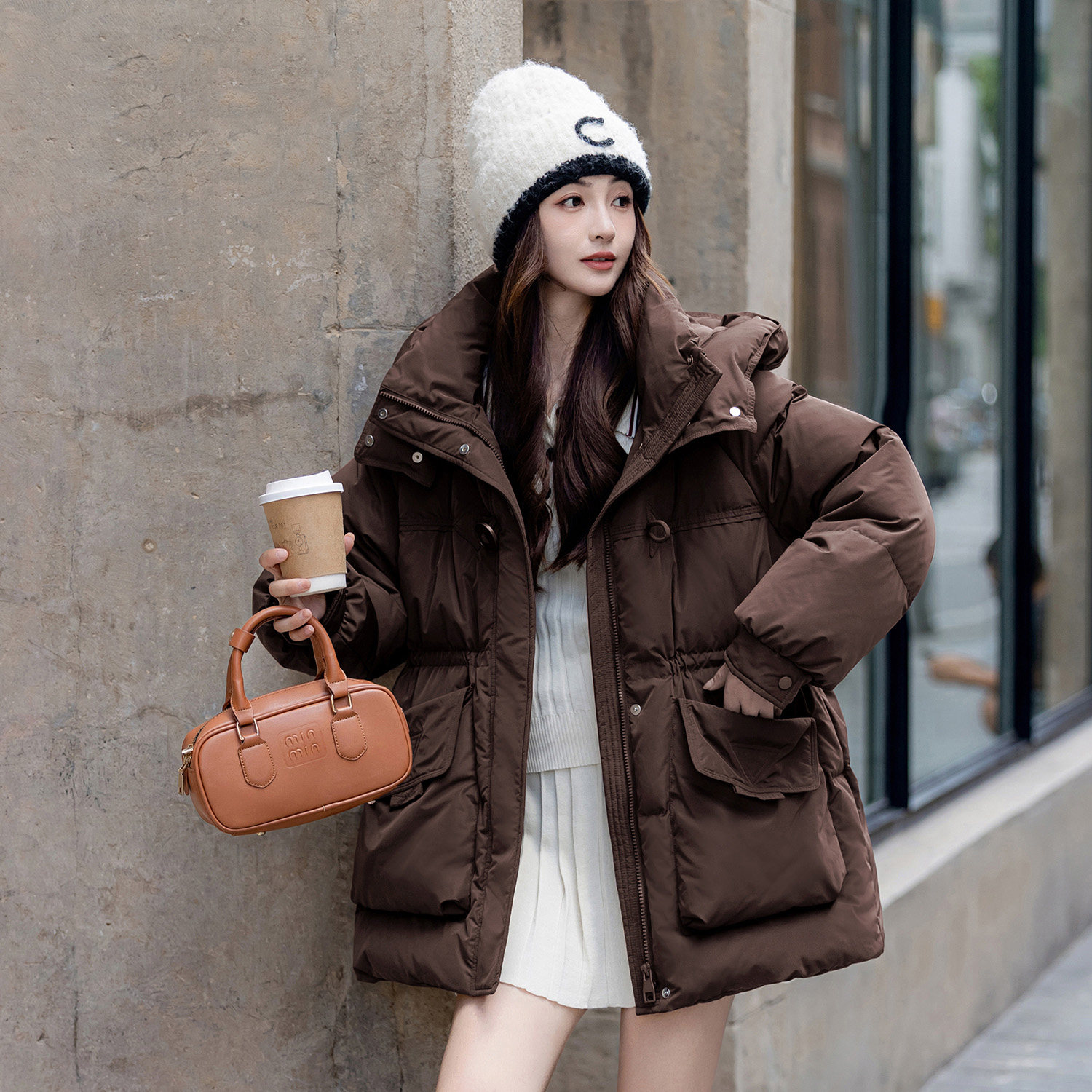女士新款时尚休闲百搭羽绒服