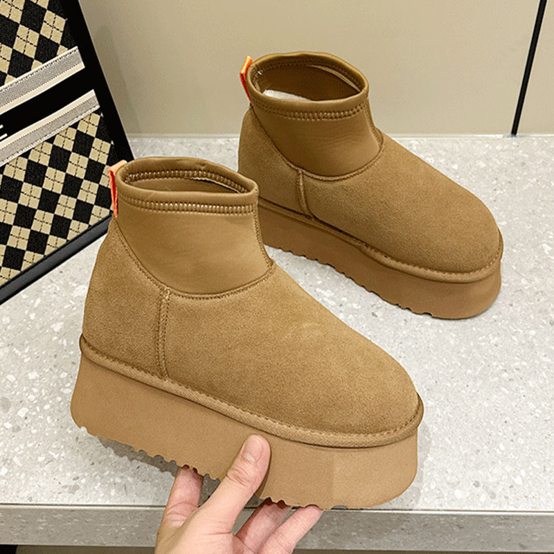 羊皮毛一体保暖防滑增高雪地靴