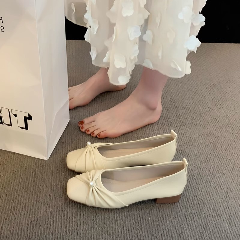 法式平底真皮单鞋女百搭配裙子