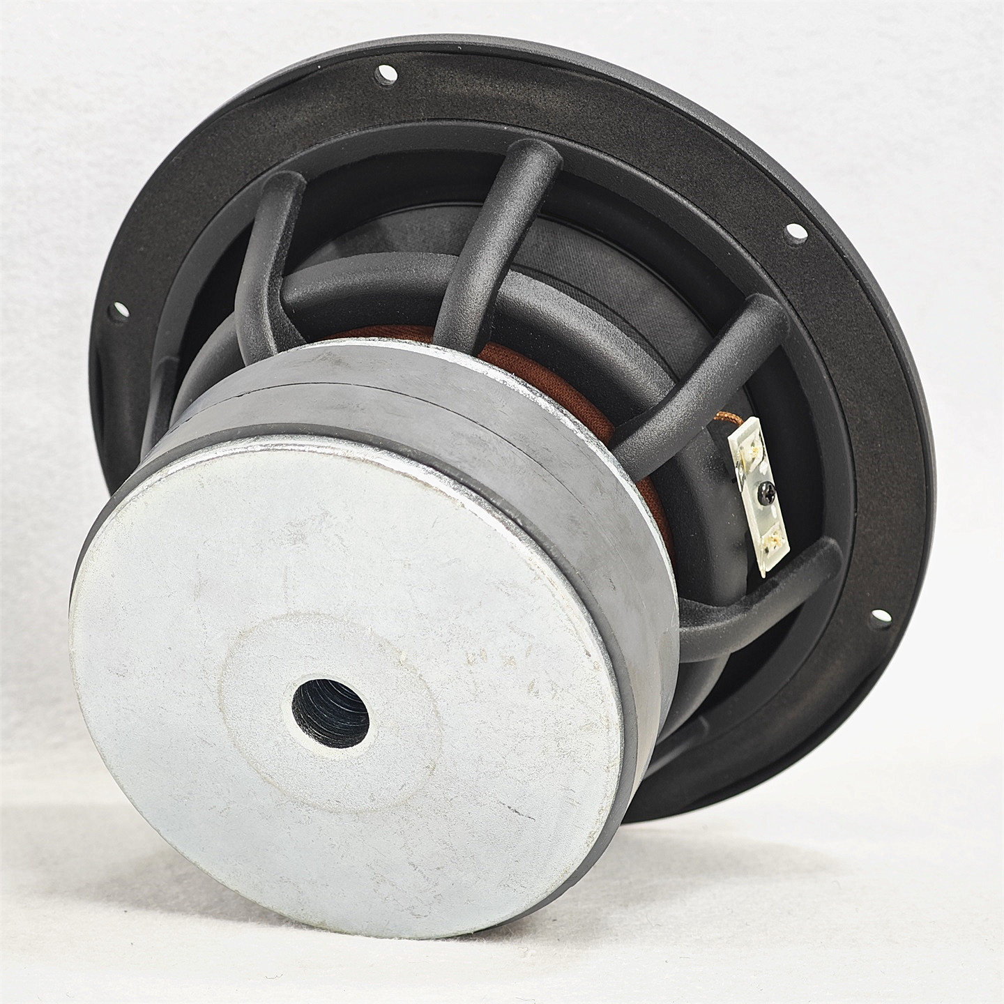 有钱了不起十万价位7寸低音监听级喇叭音质绝绝子铸铝架厚重双磁