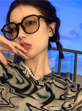 ins茶色女士新款拍照凹造型墨镜