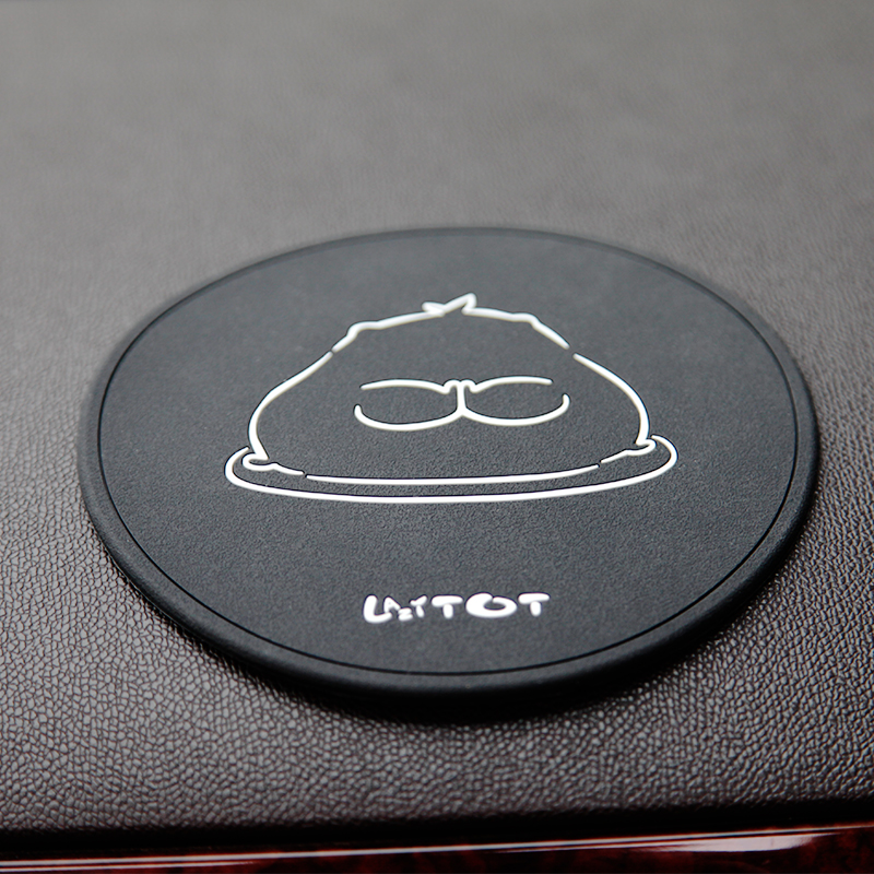 熊猫车载摆件防滑垫耐高温中控台