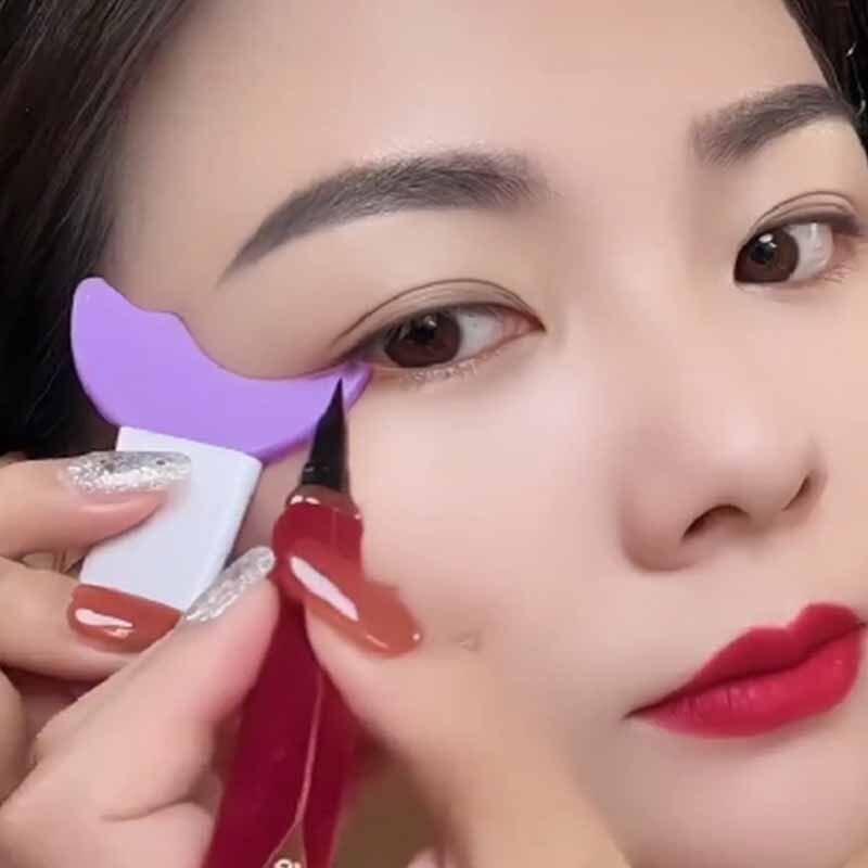 新手画眼妆辅助器可爱月牙挡板多功能新手睫毛大眼眼妆便携辅助器
