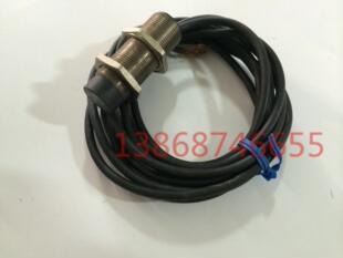 施耐德接近开关M18直流12-24V三线NPN常开XS218BLNAL2C